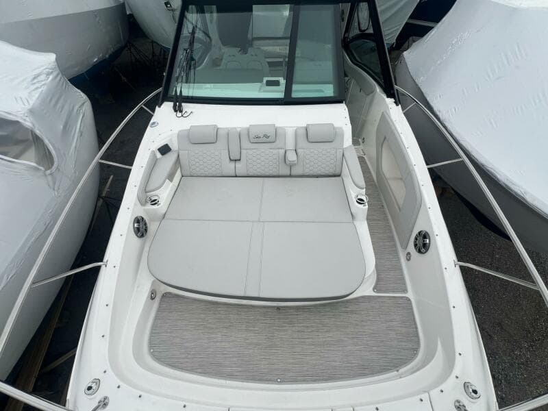 2023 Sea Ray 320 Sundancer - Photo 20