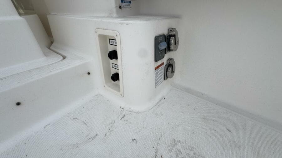 2005 Tiara Yachts 2900 Open