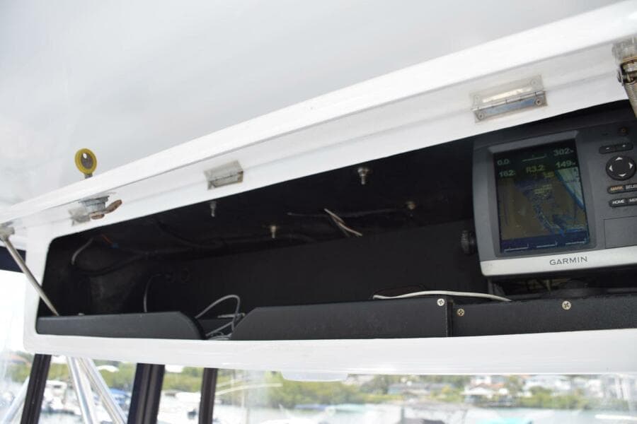 Overhead Electronics Box With Backup Garmin