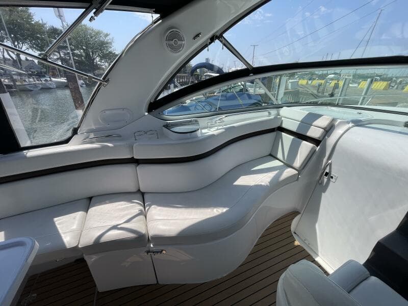 2013 Rinker 310 Express Cruiser