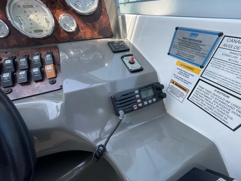 2013 Rinker 310 Express Cruiser