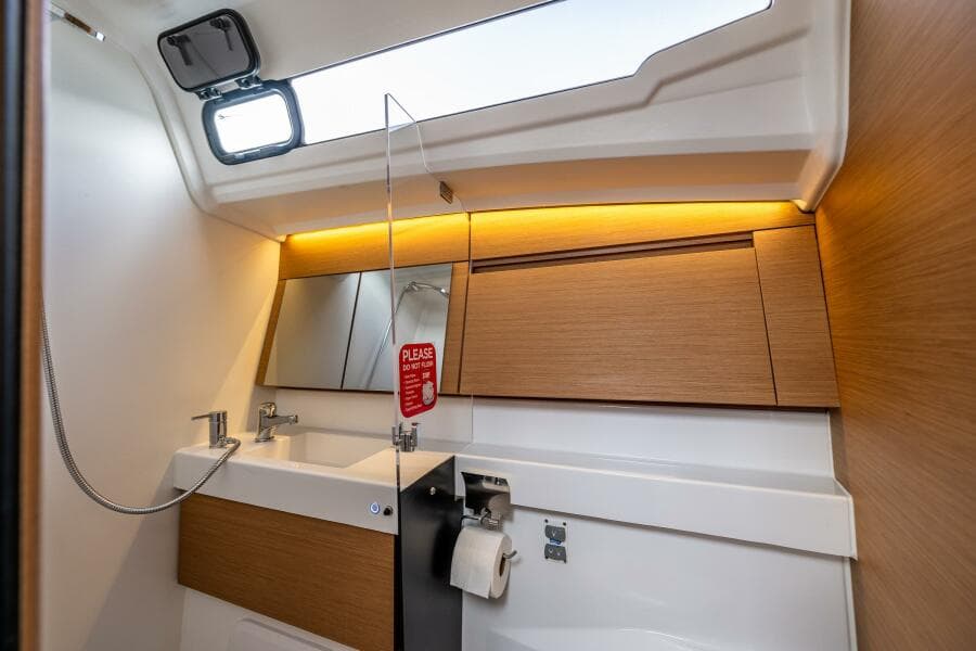 2022 Jeanneau Sun Odyssey 410
