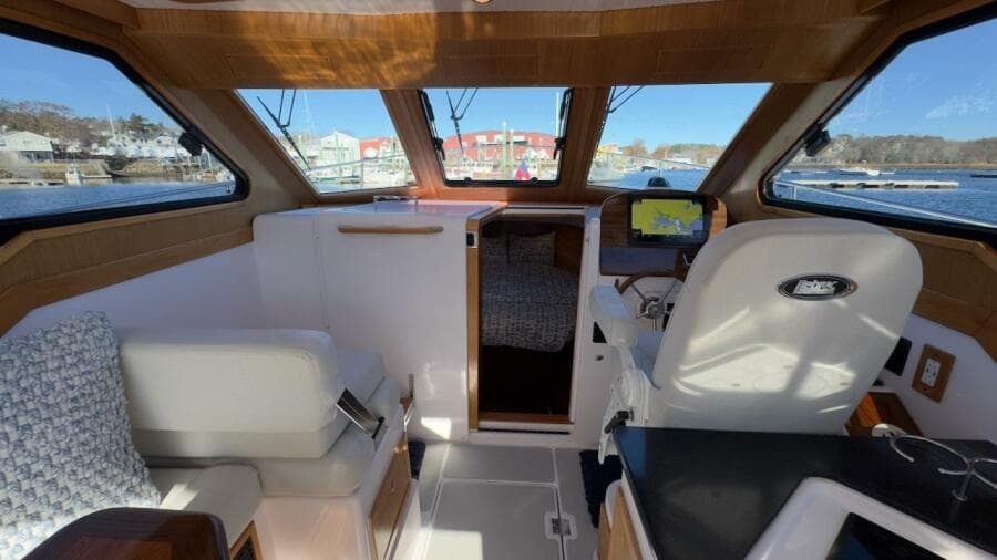 2022 True North 34 Outboard Express