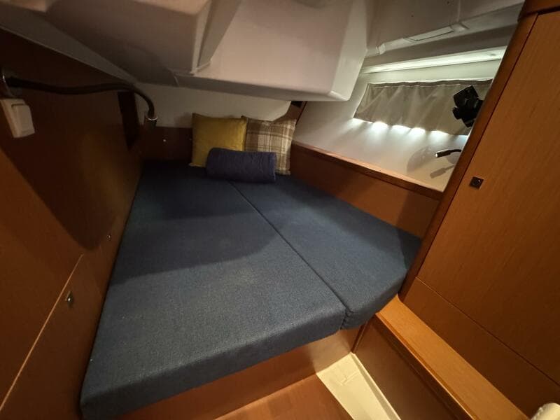 2016 Beneteau Oceanis 45