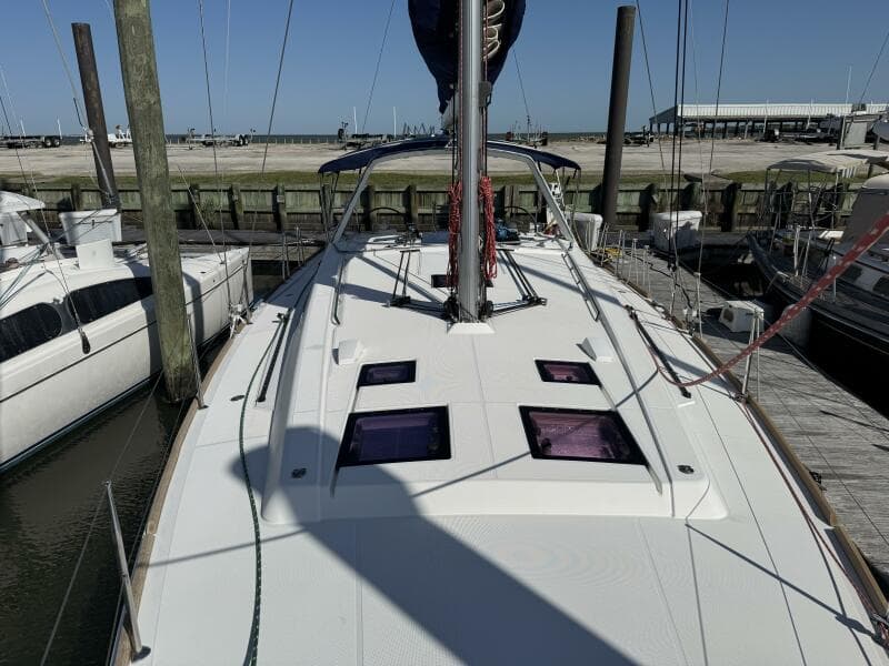 2016 Beneteau Oceanis 45