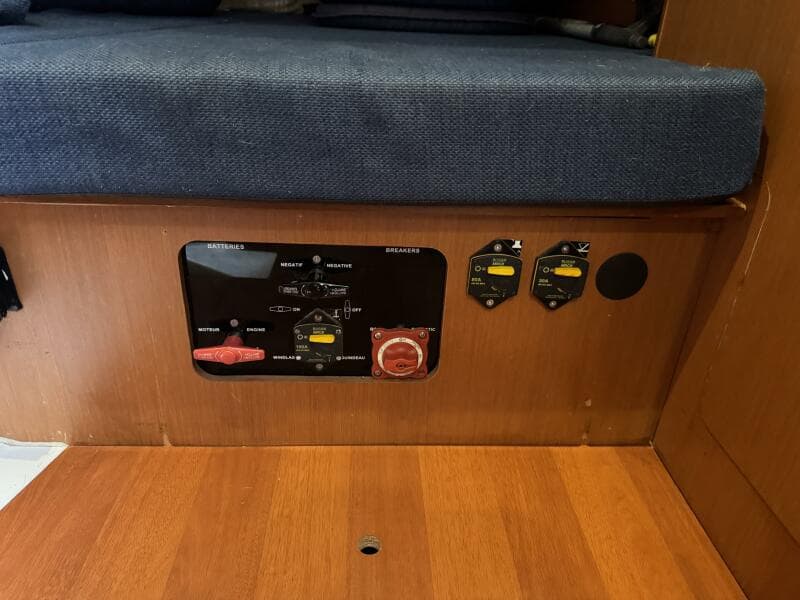 2016 Beneteau Oceanis 45