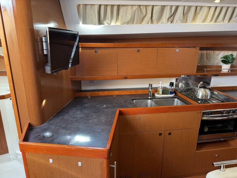 2016 Beneteau Oceanis 45