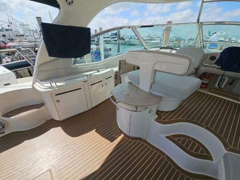 2005 Sea Ray 500 Sundancer