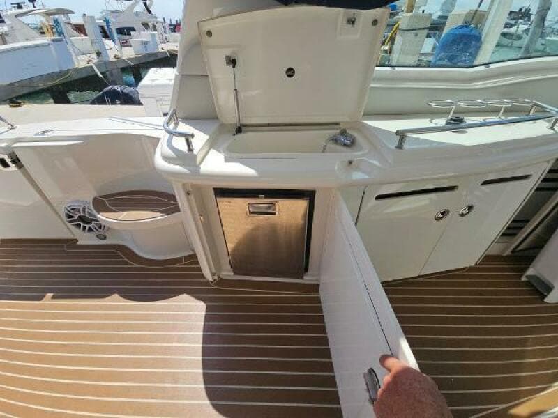 2005 Sea Ray 500 Sundancer