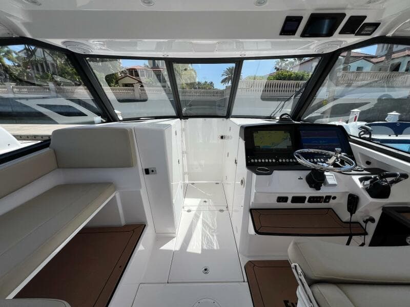 2019 Everglades 340 Dual Console- Helm 