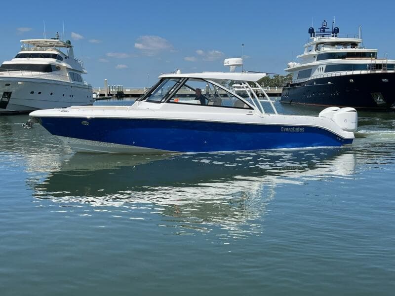 2019 Everglades 340 Dual Console "Solamare"- Profile