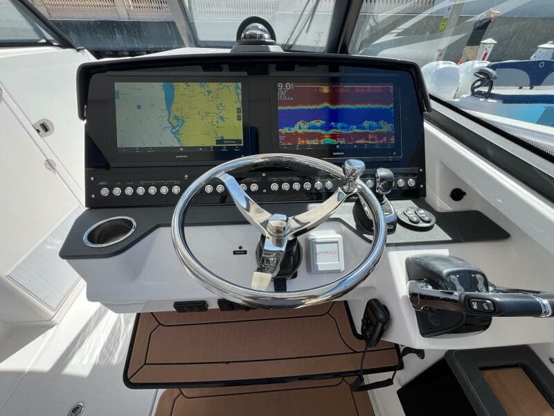 2019 Everglades 340 Dual Console- Helm 