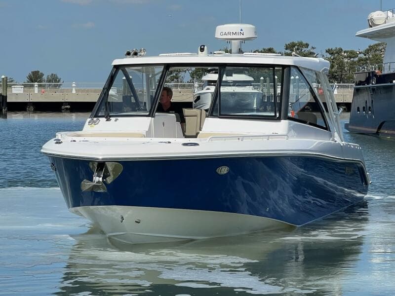 2019 Everglades 340 Dual Console "Solamare"-