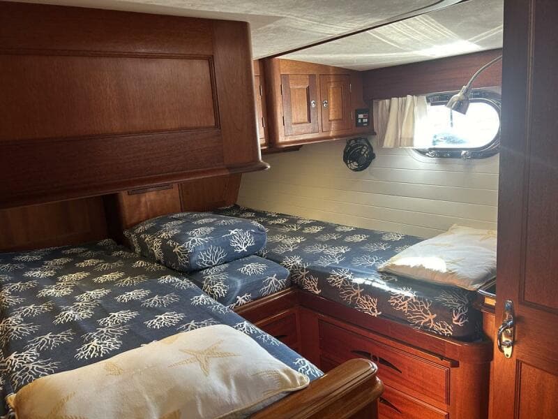 Lyman-Morse 65 PH Sloop, 2000 