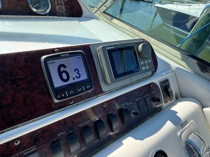 1997 Sea Ray 450 Sundancer