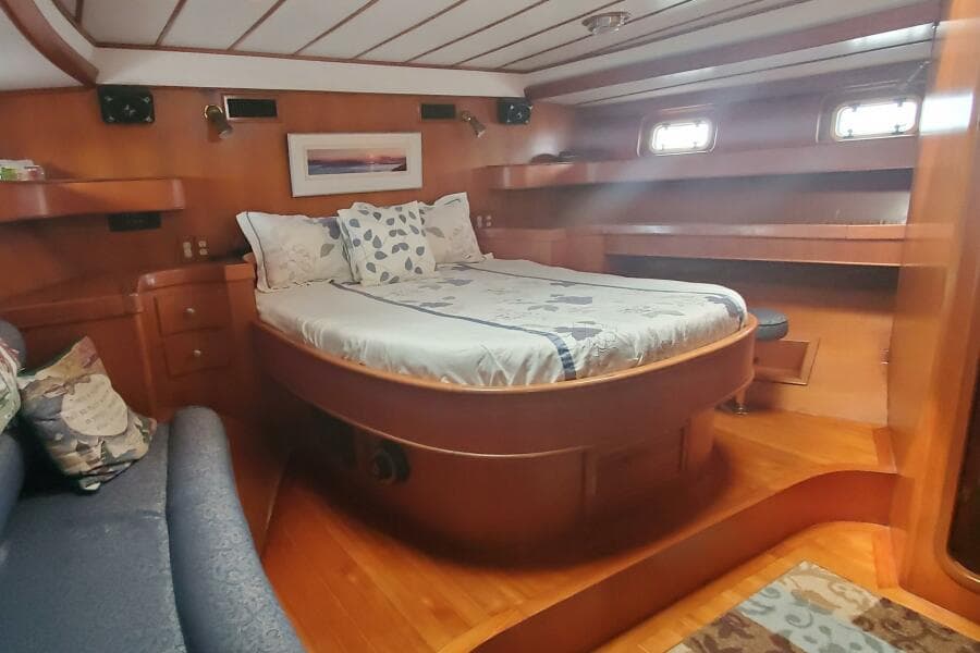 1989 Tayana 55 Centercockpit