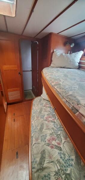 1989 Tayana 55 Centercockpit