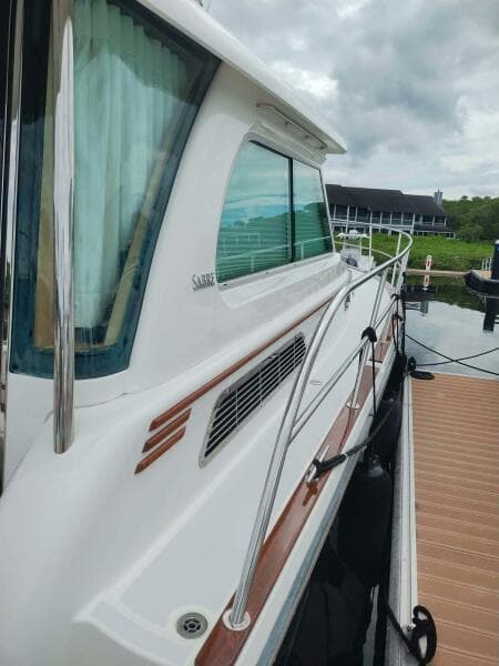 2016 Sabre 38 Salon Express