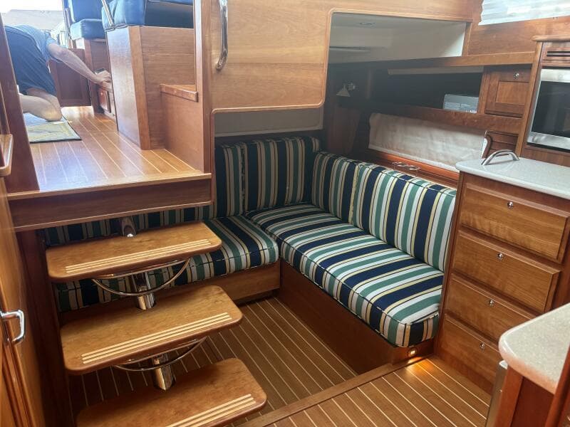 2016 Sabre 38 Salon Express