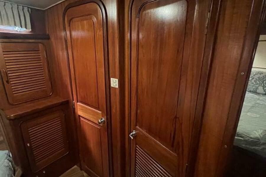 1986 Gulfstar 44 Aft Cabin MY