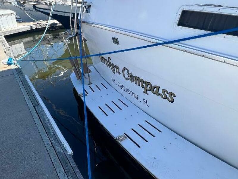 1986 Gulfstar 44 Aft Cabin MY