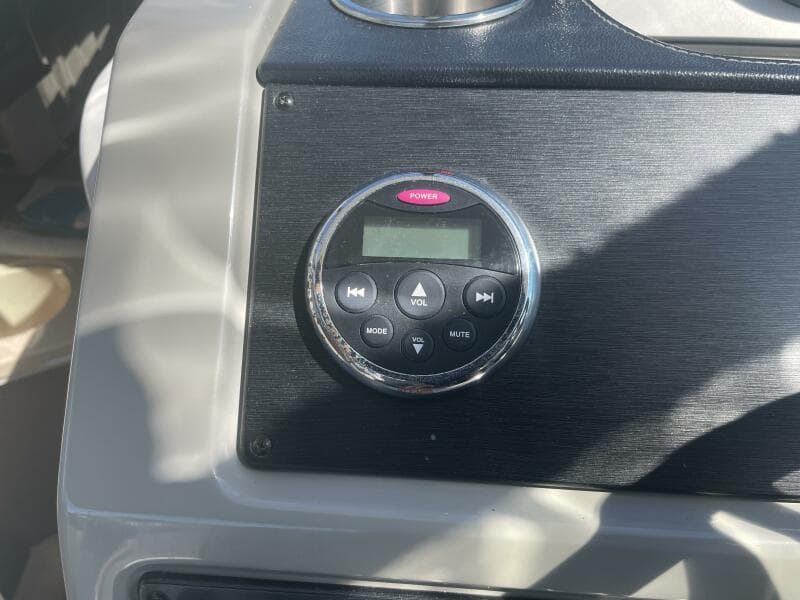 2015 Sea Ray 260 Sundancer