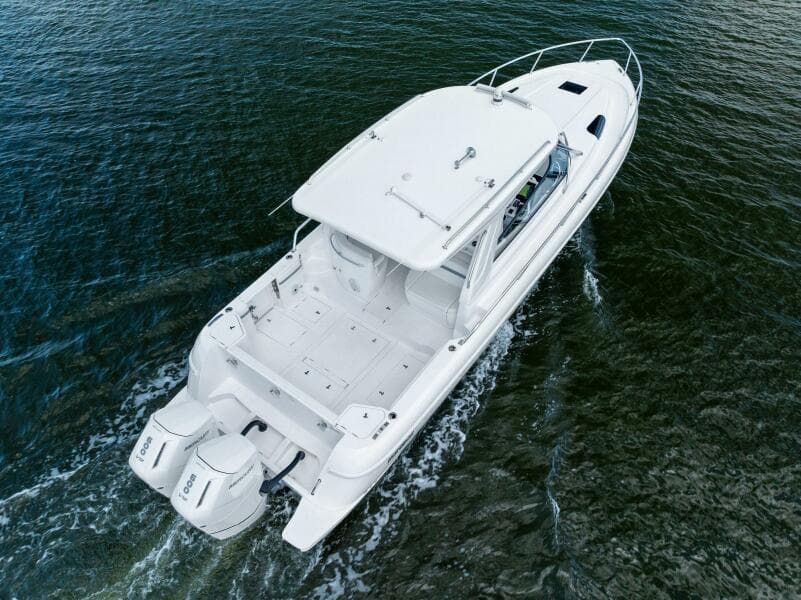 2022 Intrepid 438 Evolution