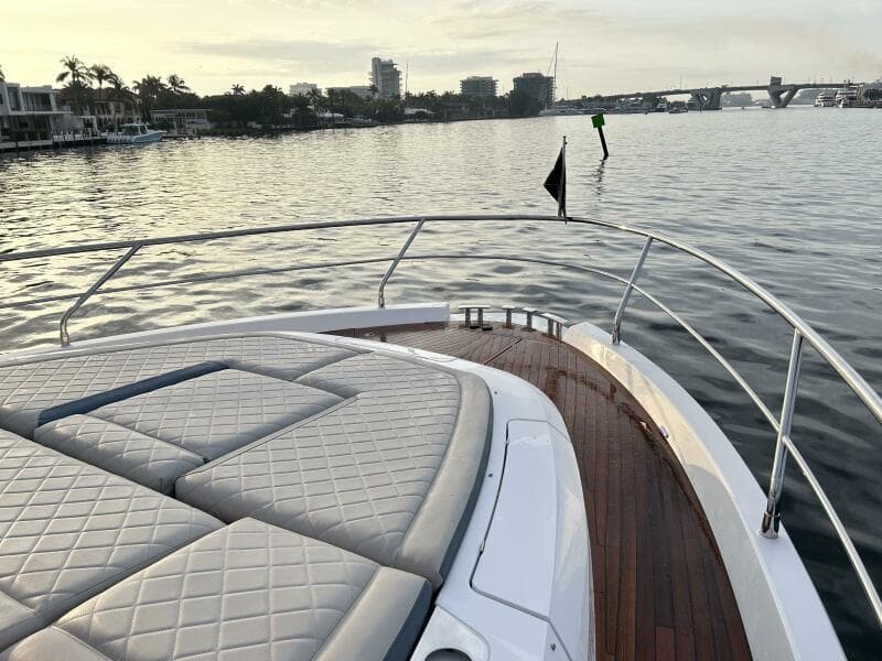 2024 Fairline Squadron 68