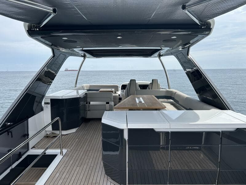 2024 Fairline Squadron 68