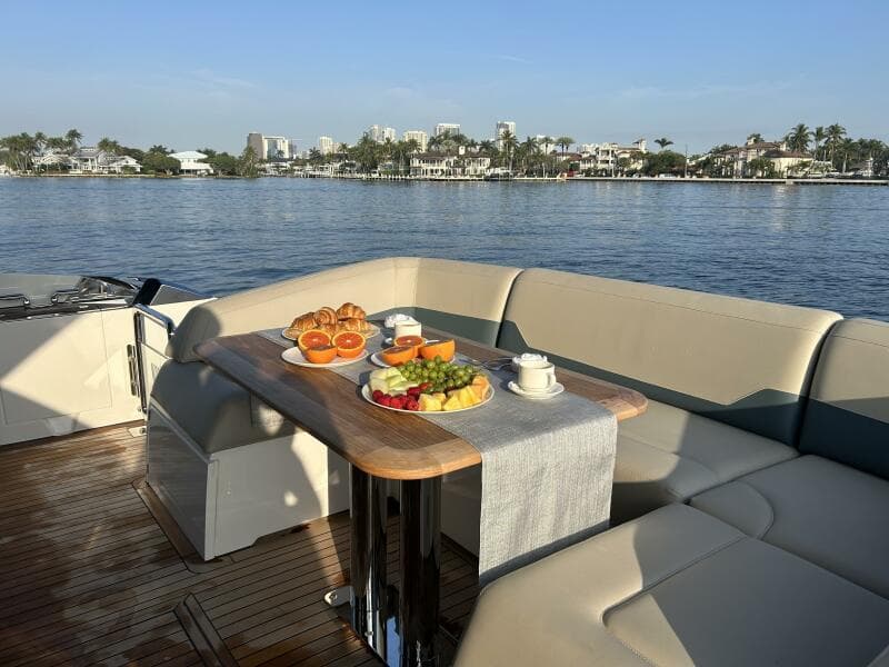 2024 Fairline Squadron 68