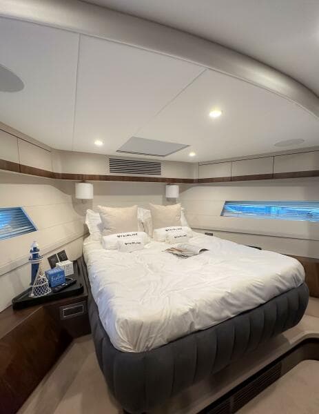 2023 Fairline Phantom 65