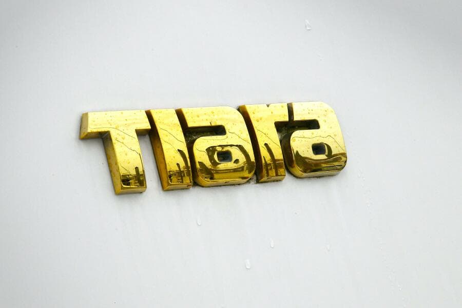 2015 Tiara Yachts C44 Coupe