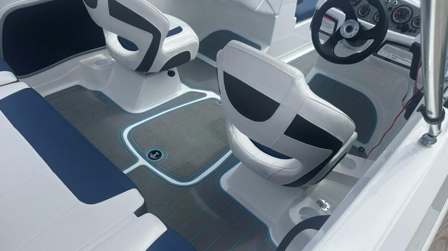 1010 Bella Bay New Flooring