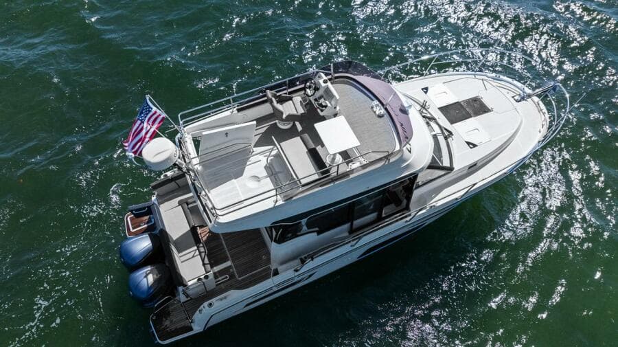 2020 Jeanneau NC 1095 Fly