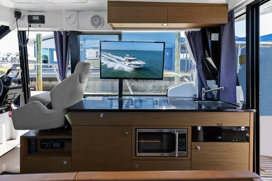 2020 Jeanneau NC 1095 Fly