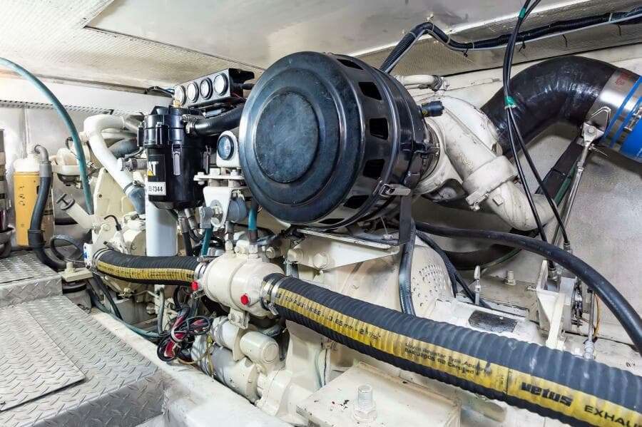 2000 Ocean 48 Supersport - Photo 42