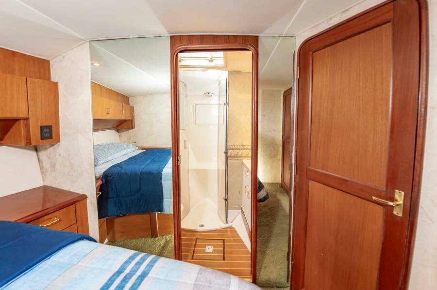 2000 Ocean 48 Supersport - Photo 38