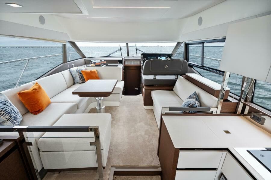 2024 46 Prestige Flybridge -Salon Overview