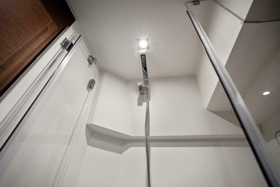 2024 46 Prestige Flybridge -Master Stateroom Head