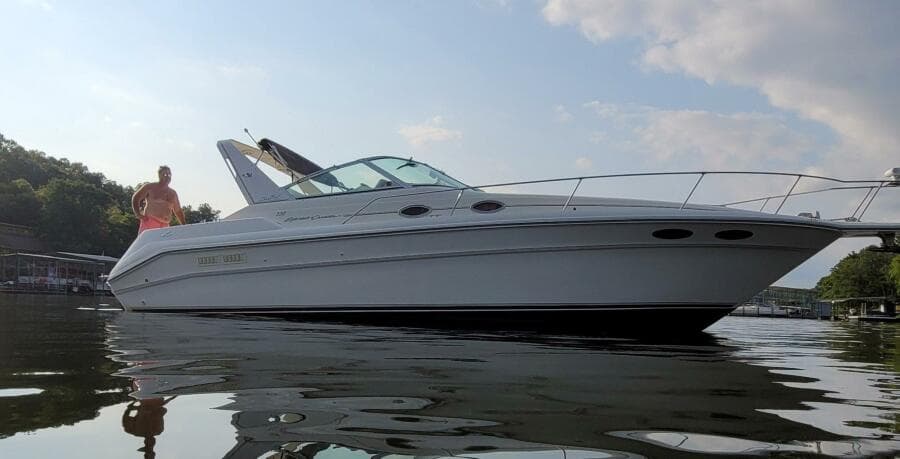 1994 Sea Ray 330 Express Cruiser
