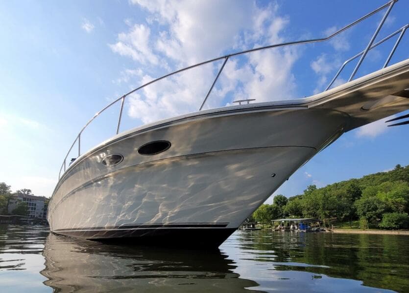 1994 Sea Ray 330 Express Cruiser