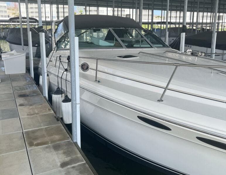 1994 Sea Ray 330 Express Cruiser