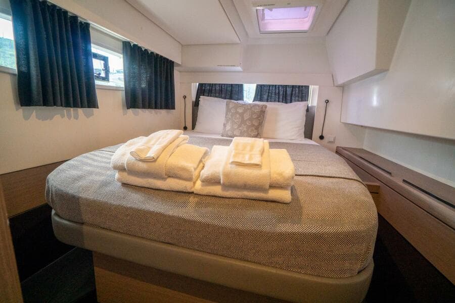 2020 Fountaine Pajot 