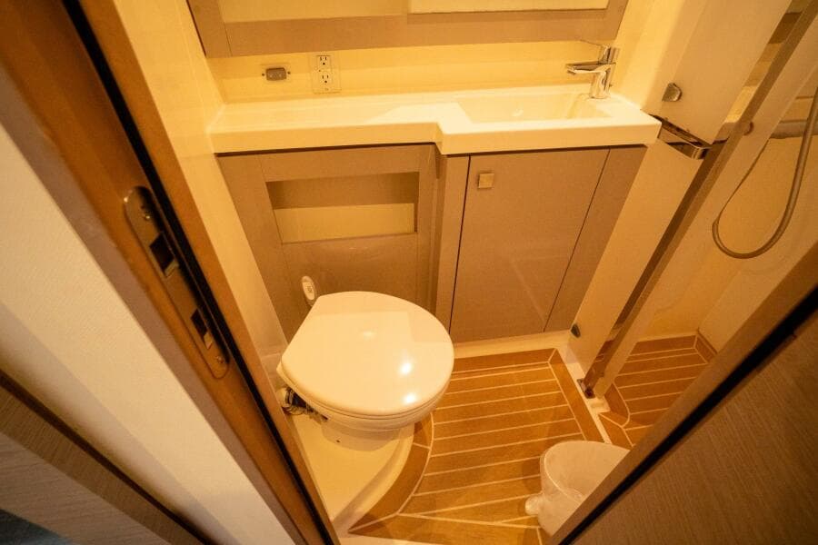 2020 Fountaine Pajot 