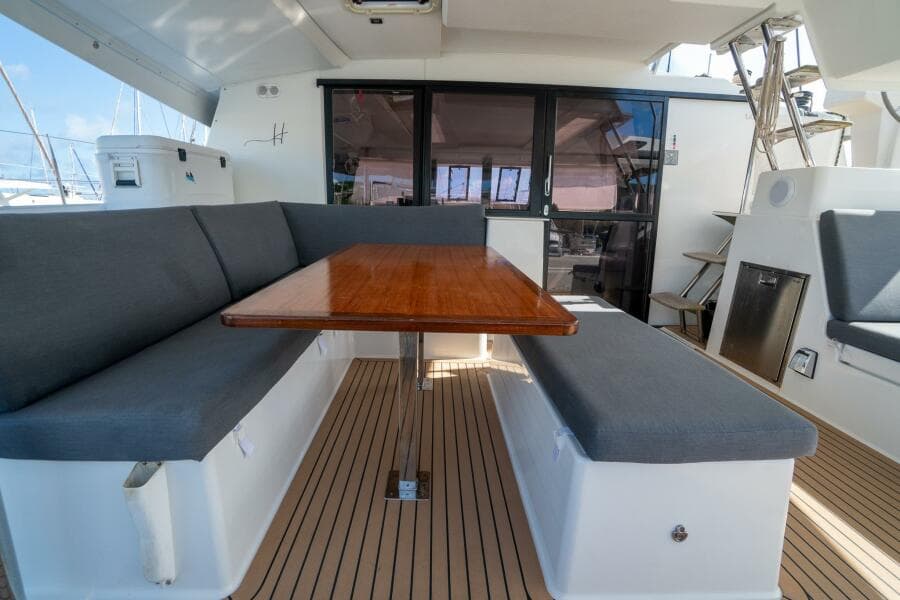 2020 Fountaine Pajot 