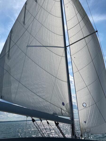 2015 Beneteau Oceanis 37 Platinum