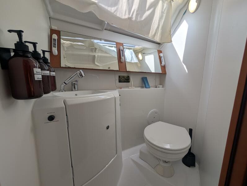 2015 Beneteau Oceanis 37 Platinum