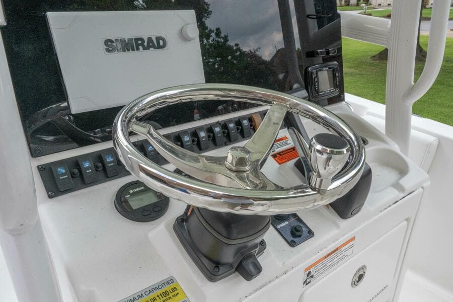 2017 Sea Hunt 225 Ultra