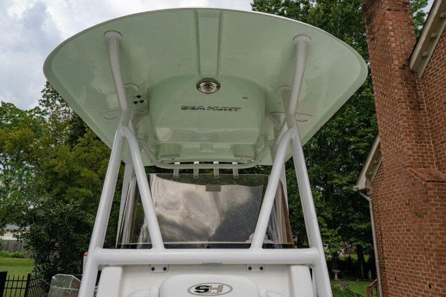 2017 Sea Hunt 225 Ultra