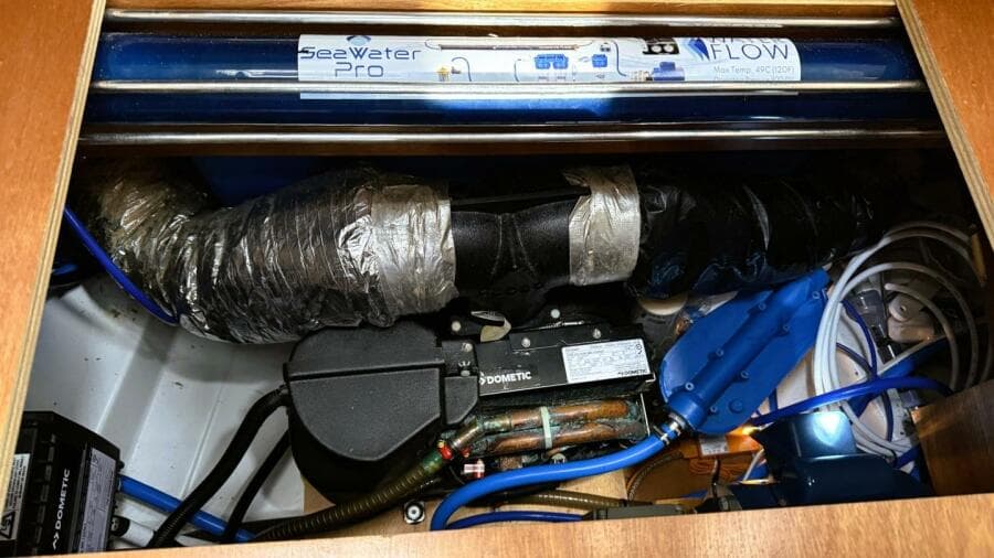 64 Tech Beneteau 461 2020